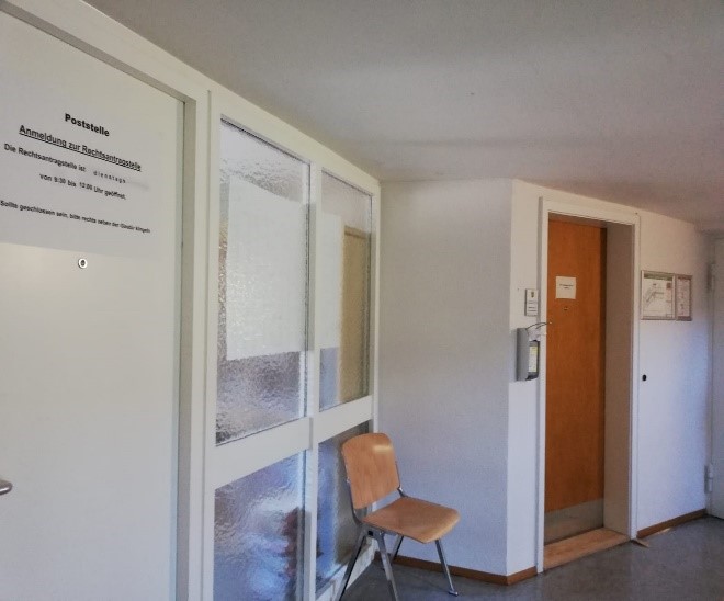 Bild zeigt den Eingang zur Rechtsantragstelle der Kammern Ravensburg